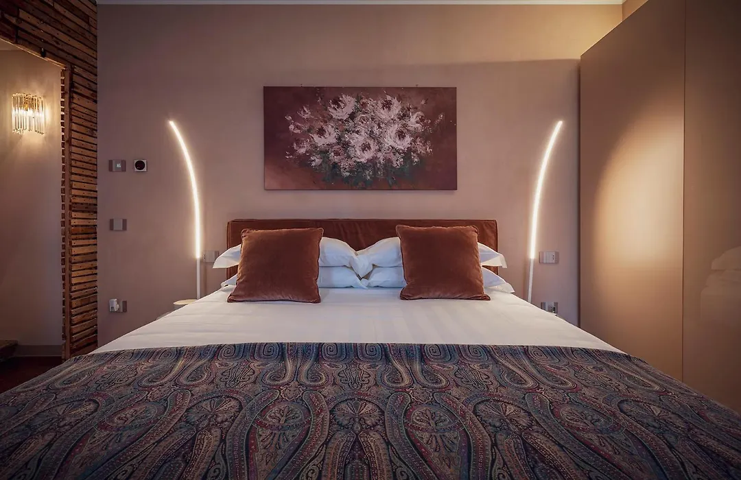 Cinqueteste Luxury Home-1