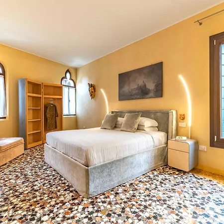 Cinqueteste Luxury Home-3