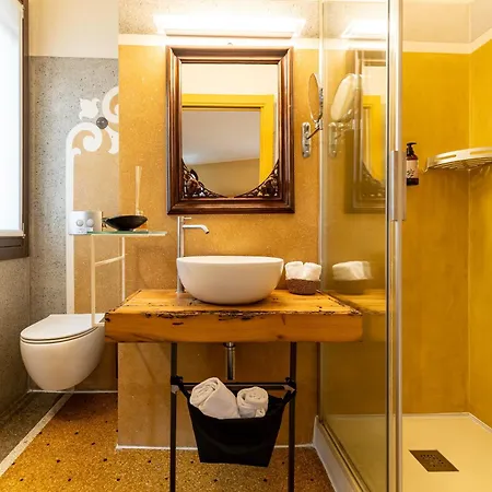 Cinqueteste Luxury Home-2